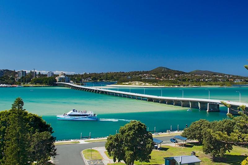 South Pacific Palms Motor Inn Tuncurry Ngoại thất bức ảnh