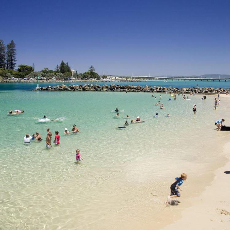 South Pacific Palms Motor Inn Tuncurry Ngoại thất bức ảnh