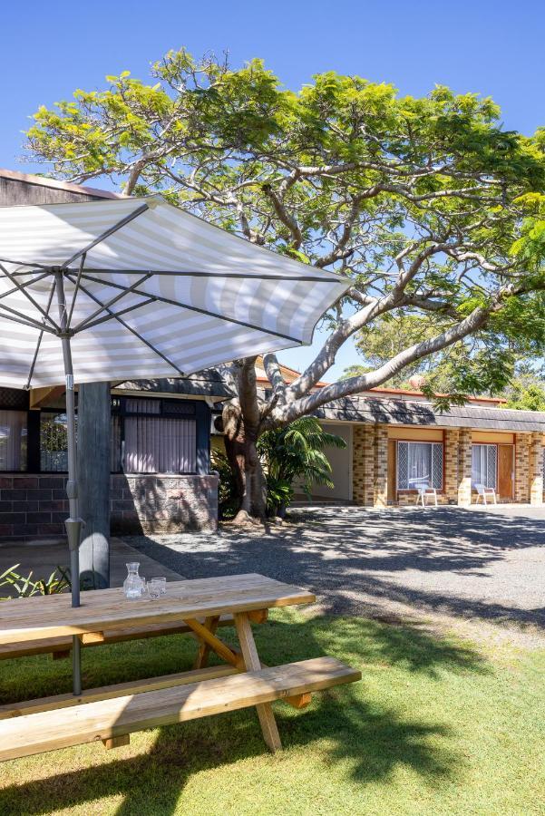 South Pacific Palms Motor Inn Tuncurry Ngoại thất bức ảnh