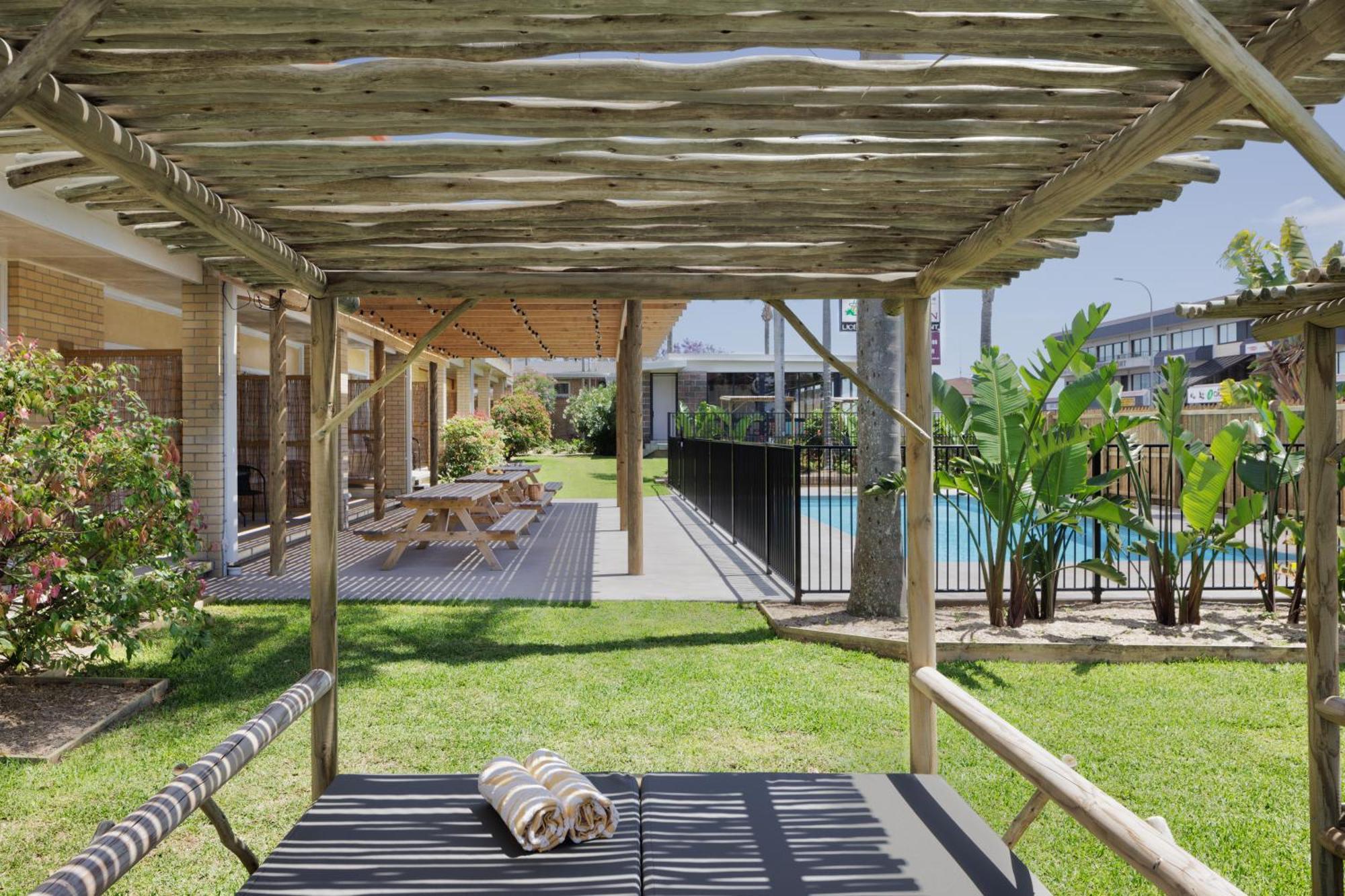 South Pacific Palms Motor Inn Tuncurry Ngoại thất bức ảnh